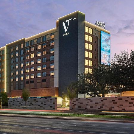 Lively Hotel On Oak Oklahoma City, Tapestry By Hilton Kültér fotó
